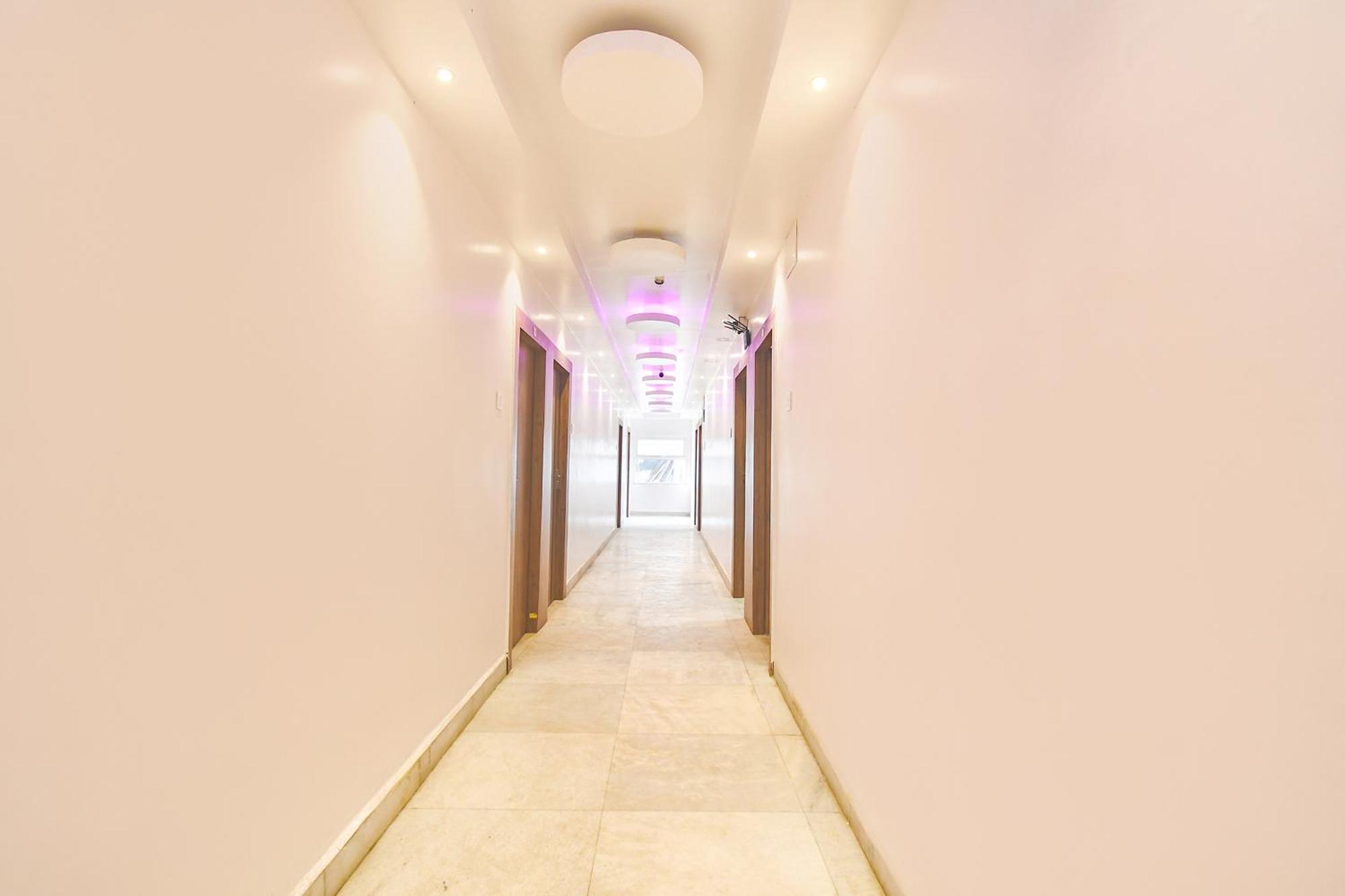 Fabhotel Prime The Golden Plaza - Nr Tarapith Temple Экстерьер фото